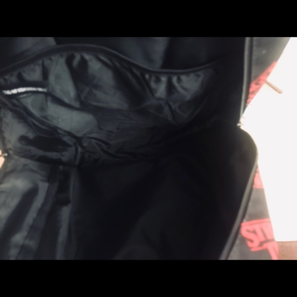 Stranger Things Backpack - Picture 4 of 6